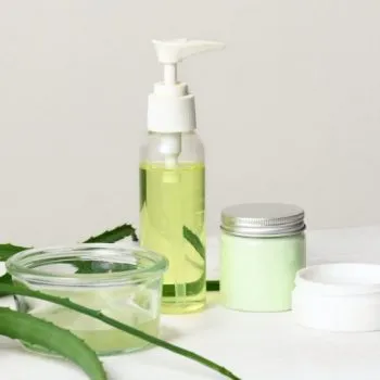 imgi_4_skin-care-products-with-aloe-vera-pk0cpneb0381jmmxdrgu6xog5s8uhhhg5522np4ze4